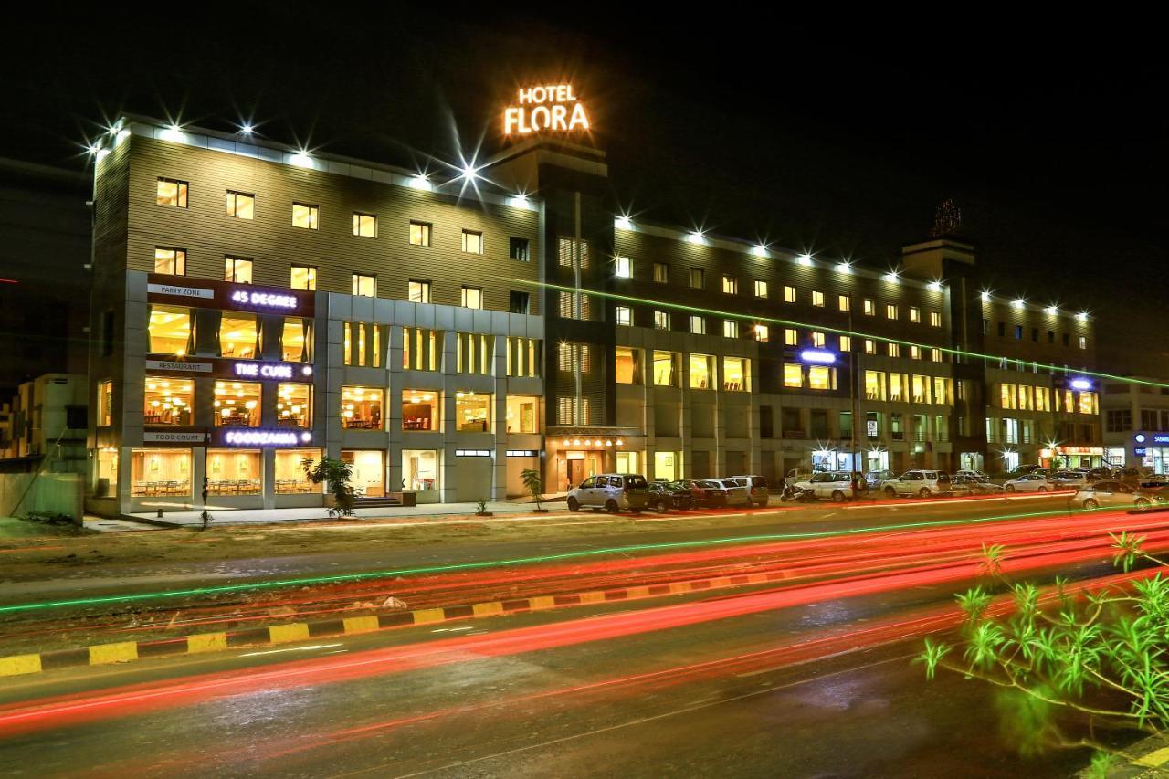 FabHotel Flora Vastral Ahmedabad Exterior foto